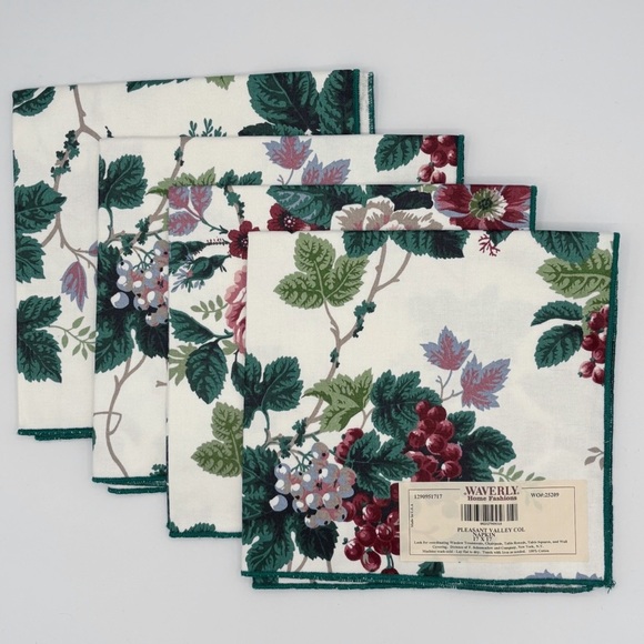 Vintage Waverly Pleasant Valley Colonial Cloth Napkins Set Of 4 Floral NEW NOS - Picture 1 of 4